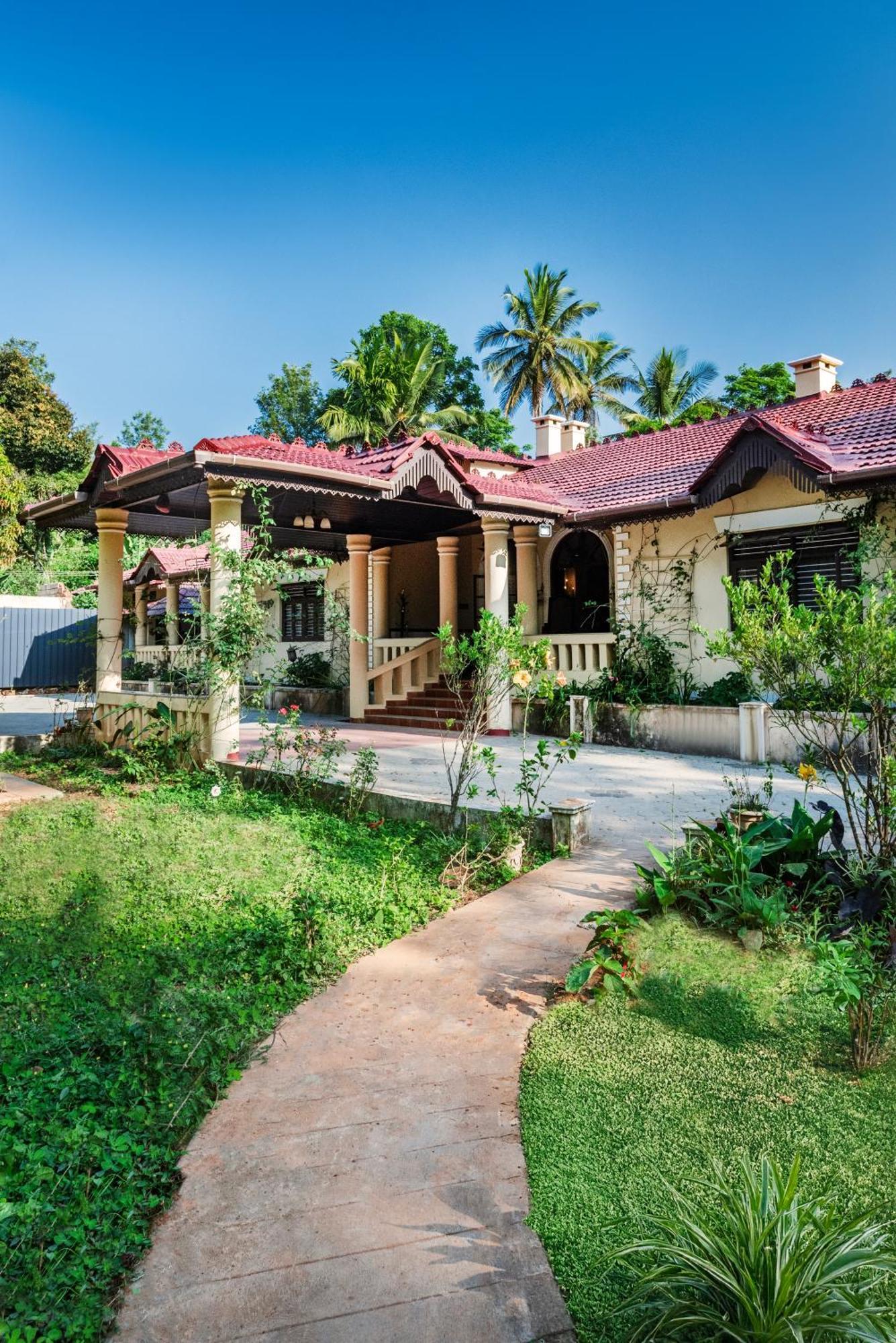 Saffronstays Calamondinn Bungalow, Coorg Gonikoppal Exteriör bild