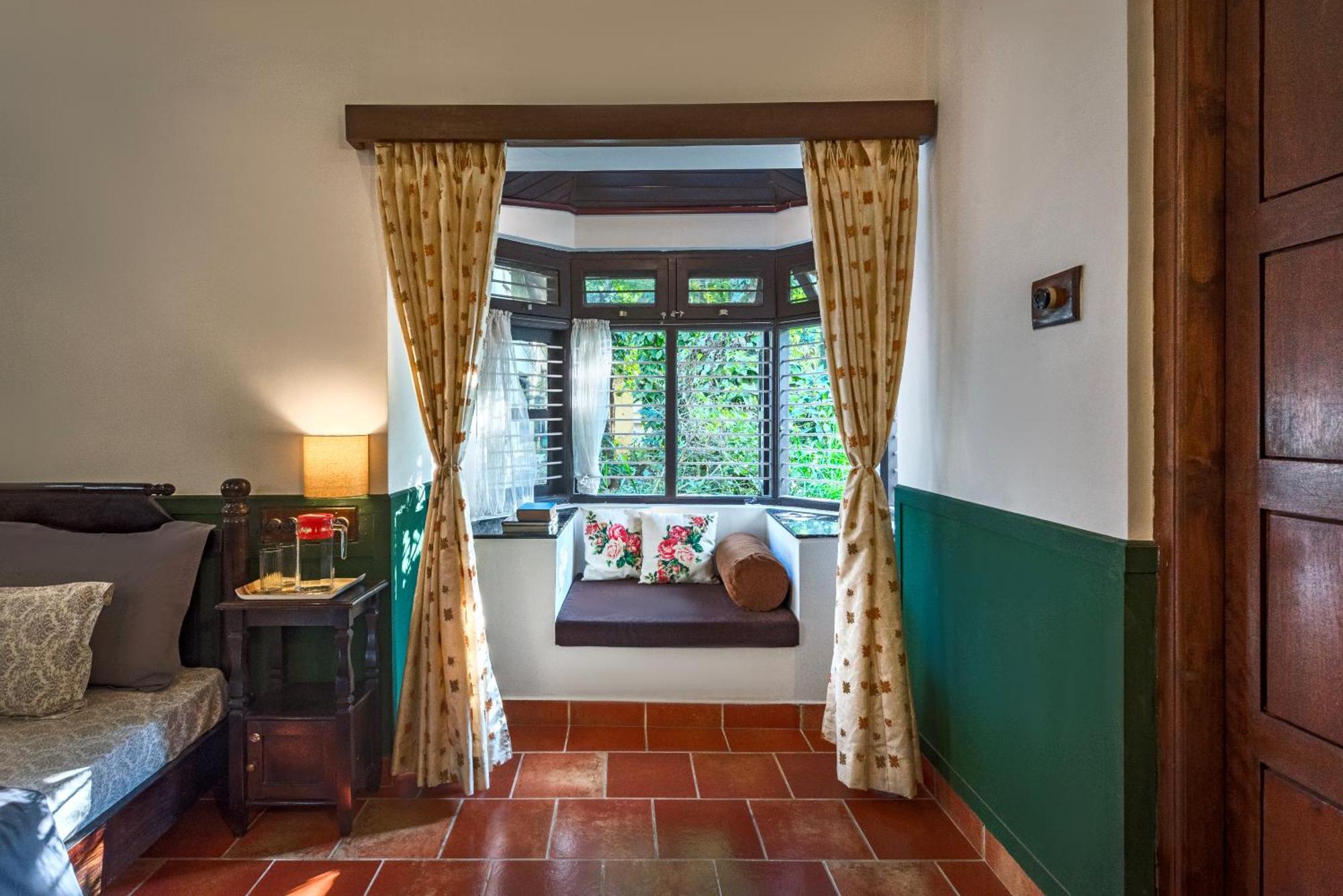 Saffronstays Calamondinn Bungalow, Coorg Gonikoppal Exteriör bild